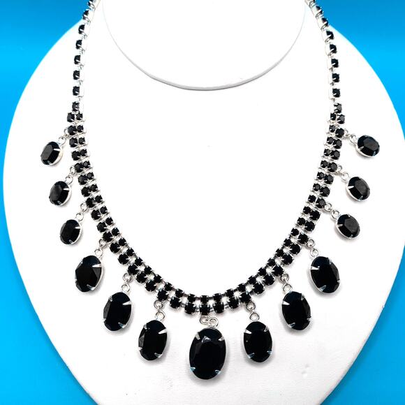 Vintage Style Black Rhinestone Dangle Necklace, Silver Tone, 18 1/2 Inches - Picture 5 of 10